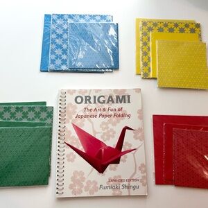 Origami Japanese Paper Folding Book w/ Origami Sheets